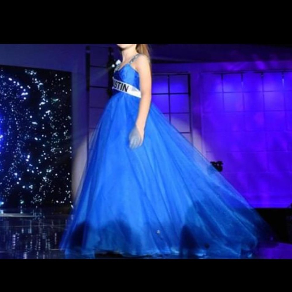 One of a Kind Sherri Hill Customized Girls Gown